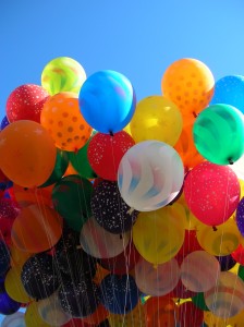 Balloons_in_the_sky